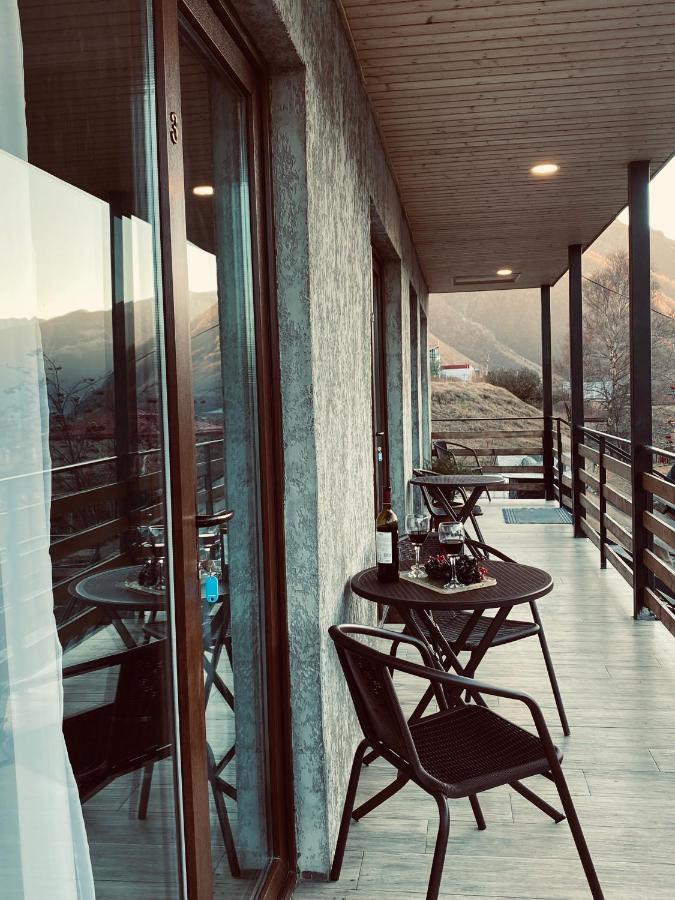Guesthouse Relax In Kazbegi Bagian luar foto