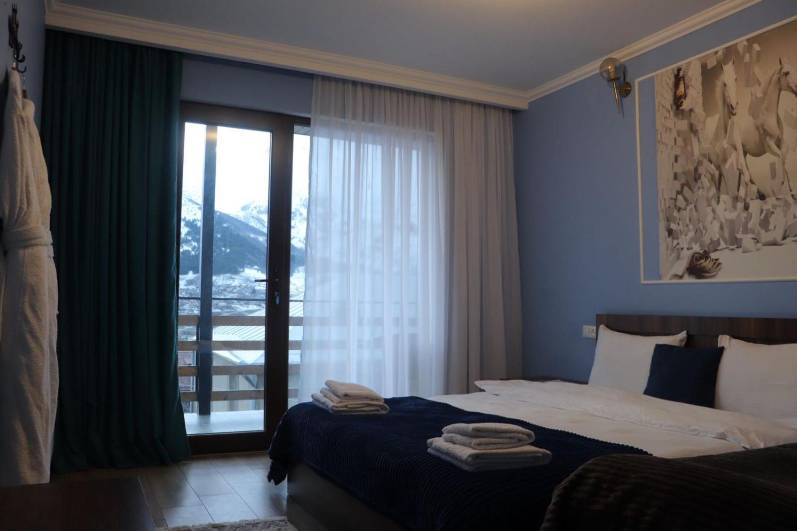 Guesthouse Relax In Kazbegi Bagian luar foto