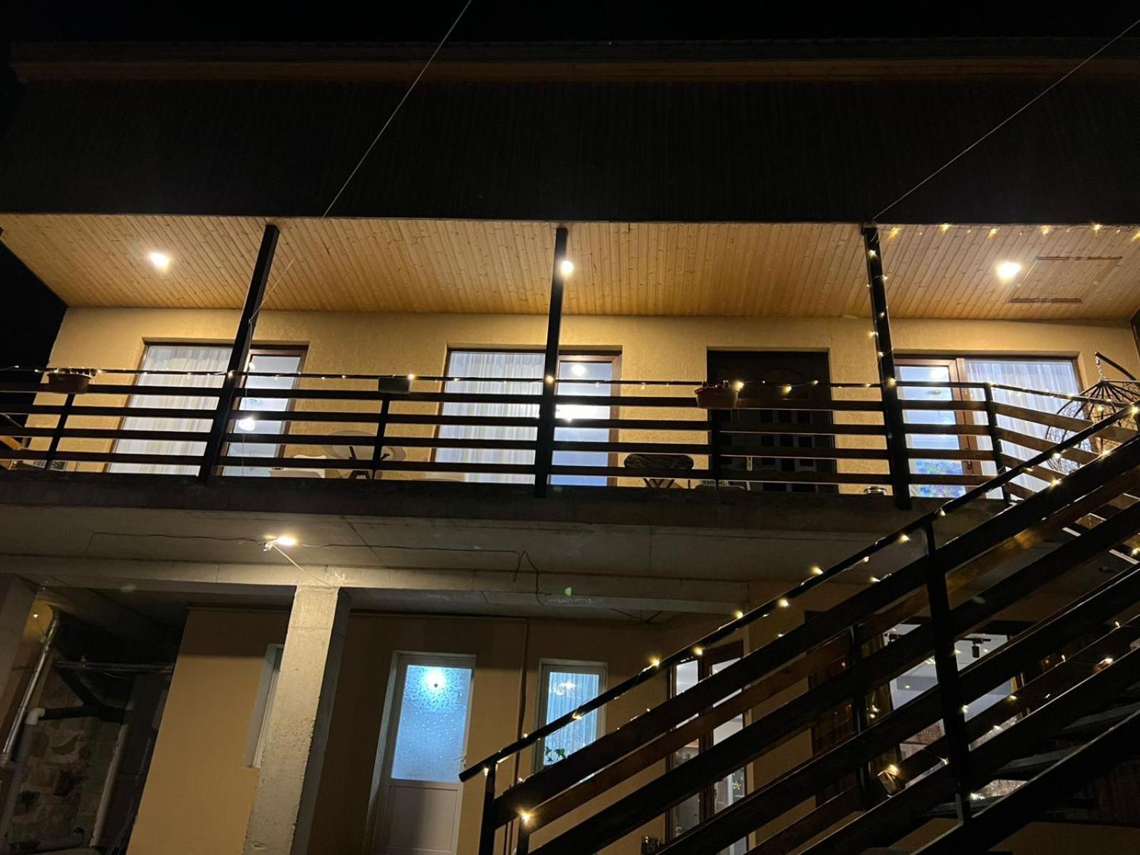 Guesthouse Relax In Kazbegi Bagian luar foto